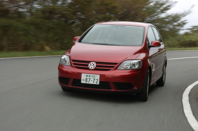 【スペック】E:全長×全幅×全高=4205×1760×1605mm/ホイールベース=2575mm/車重=1420kg/駆動方式=FF/1.6リッター直4DOHC16バルブ(116ps/6000rpm、15.8kgm/4000rpm)/価格=245万7000円(テスト車=同じ)