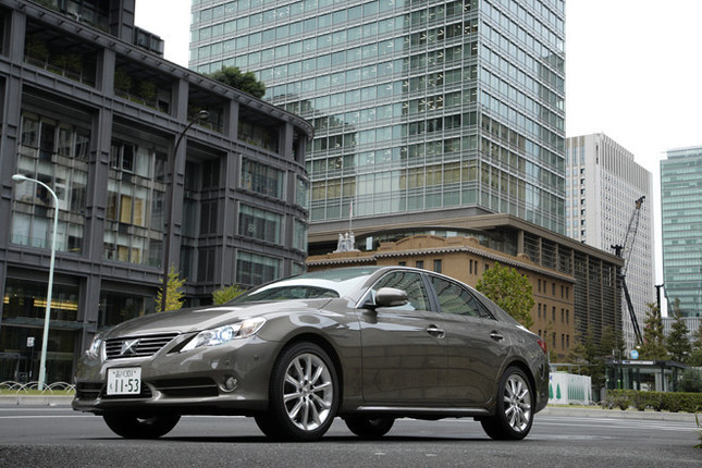 【スペック】全長×全幅×全高=4730×1795×1435mm/ホイールベース=2850mm/車重=1560kg/駆動方式=FR/3.5リッターV6DOHC24バルブ(318ps/6400rpm、38.7kgm/4800rpm)/価格=380万円(テスト車=431万4500円)