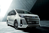 トヨタ・ノアSi“W×B Ⅲ”