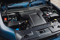 パワーユニットはマイルドハイブリッドの4.4リッターV8ツインターボエンジン。BMWから供給を受けて搭載する。