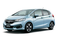 こちらのボディーカラーは「モーニングミストブルーメタリック」。