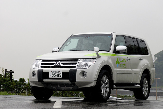 【スペック】全長×全幅×全高=4900×1875×1870mm/ホイールベース=2780mm/車重=2290kg/駆動方式=4WD/3.2リッター直4DOHC16バルブターボディーゼル(190ps/3500rpm、45.0kgm/2000rpm)/価格=476万7000円(テスト車=同じ)