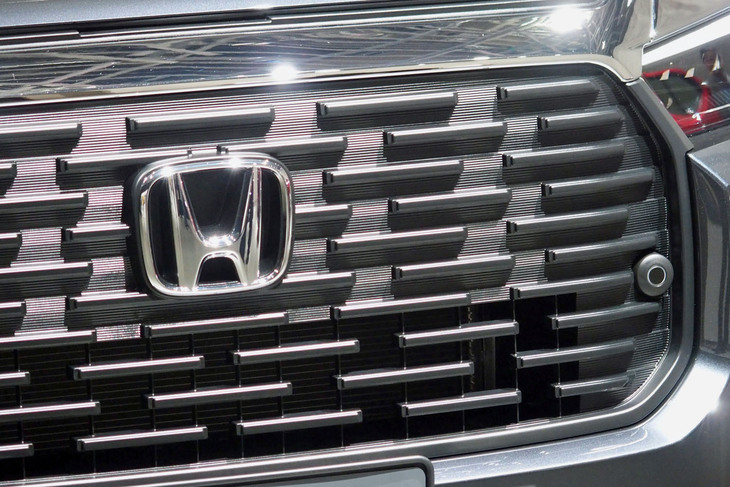 ホンダWR-V(フロントグリル)