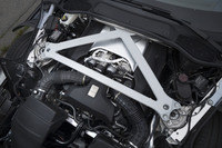 最高出力510ps、最大トルク675NmのV8ツインターボユニットは、メルセデスAMGから供給される。