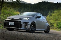 「TOM’S GRヤリス」を購入する場合、新車であればベースとなるグレードの指定が可能。「すぐに乗りたい!」という人向けに、優良中古車をベースとした車両の製作や、持ち込み車両のコンプリート化も行っているという。