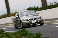 BMW335i(FR/6AT)/325iツーリング(FR/6AT)【試乗記】
