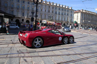 コヴィーニエンジニアリングによる6ホイーラーのタルガクーペ「C6W」。エンジンはアウディ製をチューンした4.2リッターが搭載されている。