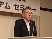 「100年に一度といわれる自動車業界の変革期に、その変化への対応を考える機会になれば」と、セミナー開催の動機について語る、イチネンケミカルズの高橋英彦 取締役副社長。CASEの4項目の中では、C(Connected)が日本で一番進むのではないかという意見だった。