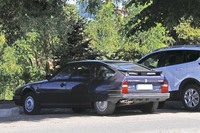 「CX25 GTiターボ2」。夏の撮影で、ドイツのナンバープレートが付いていたので、おそらく観光客のものだろう。2022年7月、シエナで。