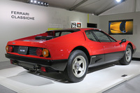 フェラーリのファンが「BB」と呼ぶのは、リアにバンク角180°のV12エンジンを搭載した「365GT4/BB」「512BB」「512BBi」の3モデルのことだ。写真は1981年登場の512BBi。