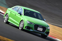 グリーンのボディーが鮮やかな「RS 3セダン」。個人的に「これぞRS!」と勝手に思い込んでいる一台だ。