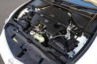 エンジンに関しては、専用のECMなどからなるチューニングメニュー「スポーツリセッティングTYPE-2」を採用。低・中速域でのブーストアップと高速域での点火時期の変更により、出力特性の改善とトルクカーブのフラット化を図っている。