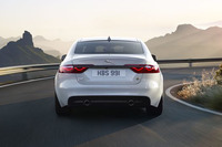 「ジャガーXF」