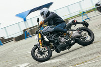 ボディーサイズ:全長×全幅×全高=--×--×--mm
ホイールベース:1485mm
重量:211kg
エンジン:1198cc 水冷4ストローク L型2気筒 DOHC 4バルブ
最高出力:145ps(108kW)/9250rpm
最大トルク:124Nm(12.6kgm)/7750rpm
価格:201万5000円