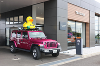 この日は茨城県つくば市にある「ジープつくば」にやってきた。キャラバンは休日はディーラーや特設会場を、平日はその周辺地域を回っている。