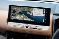 Google搭載のインフォテインメントシステムを新規設定。スマートフォンを接続しなくても「Googleマップ」が使える。