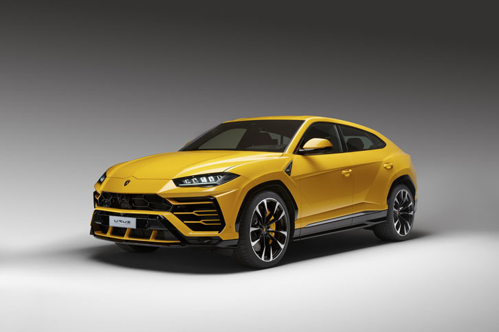 「ウルス」はランボルギーニ初のターボエンジンを搭載する。4リッターV8ツインターボの最高出力は650psで最大トルクは850Nm。
