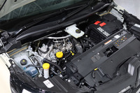 パワーユニットは1.3リッター直4ターボエンジンのみ。燃費値は14.7km/リッター(WLTCモード)。