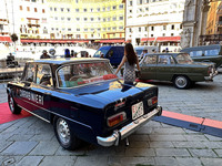 その弁当箱風ヒップ。広場にやってきた人々の間で、「ジュリア」は一番人気であった。