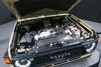 「ランドクルーザー“70”」に搭載されるエンジンは、2015年にリリースされた2.8リッター直4ディーゼルターボ「1GD-FTV」ユニット。最高出力204PS、最大トルク500N・mを発生する。