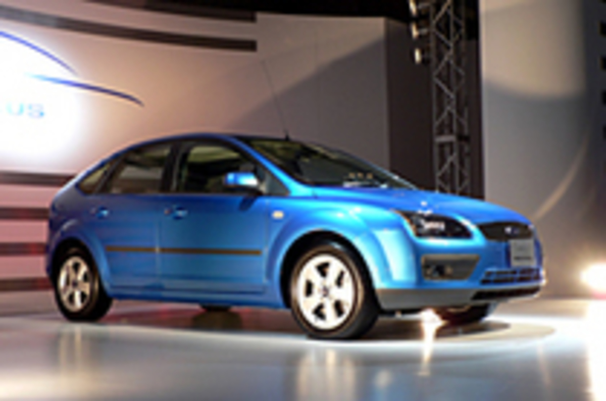 フォード・フォーカス」フルモデルチェンジで2代目へ！ 【ニュース