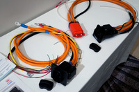 現在開発が進められている超急速充電器「Chao Ji(チャオジー)」のコネクターのプロトタイプ。今はまだ、水冷式とするか非水冷式とするかは決まっていないという。