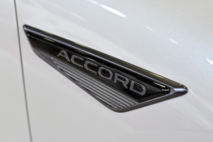 ホンダ・アコードe:HEVスポーツライン