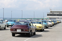 “ハンドメイド”の後ろ姿。