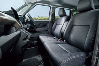 新型「スバル・ステラ」登場 軽ハイトワゴン「ダイハツ・ムーヴ」の姉妹車の画像