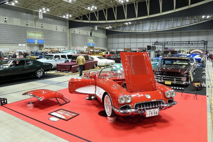 2024年の「ヨコハマホットロッドカスタムショー」は、カーショーで「Experience the Enchanting Chevrolet」が開催されたこともあり、個性豊かなシボレーのカスタムカーが大集合した。