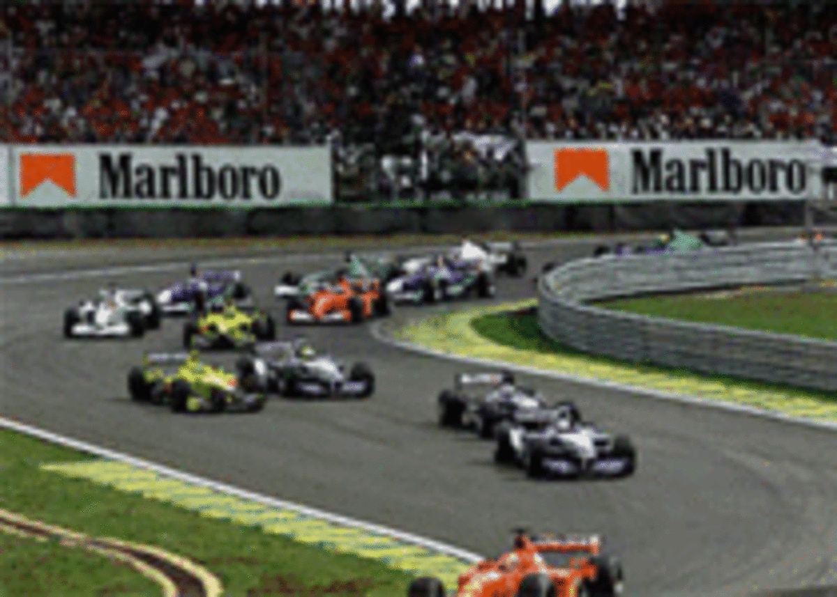 F1ブラジルGP、シュー7連勝ならず!! 【ニュース】 - webCG