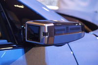 「アイオニック5ラウンジAWDリミテッドエディション」には、デジタルサイドミラーが標準で装備される。