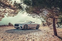 ベントレー・コンチネンタルGTコンバーチブル(4WD/8AT)【海外試乗記】の画像