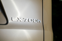 レクサスLX700h“オーバートレイル+”(4WD/10AT)【試乗記】の画像