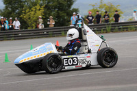 アップルのCM動画で一躍有名となった東京大学EVチームは、昨年の「学生フォーミュラ日本大会2023」で省エネ賞1位を獲得。エンジン車で参加した2009年9月の第7回大会では初優勝を遂げている。