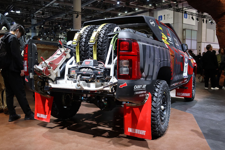 三菱トライトン(アジアクロスカントリーラリー2025優勝車)