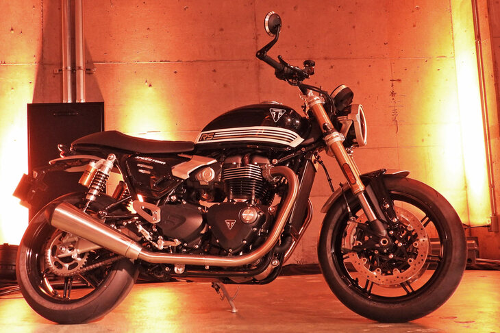 トライアンフ・スピードツイン1200RS