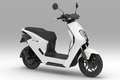 ホンダが「EM1 e：」を2023年8月に発売　脱着式バッテリーを使った電動スクーター