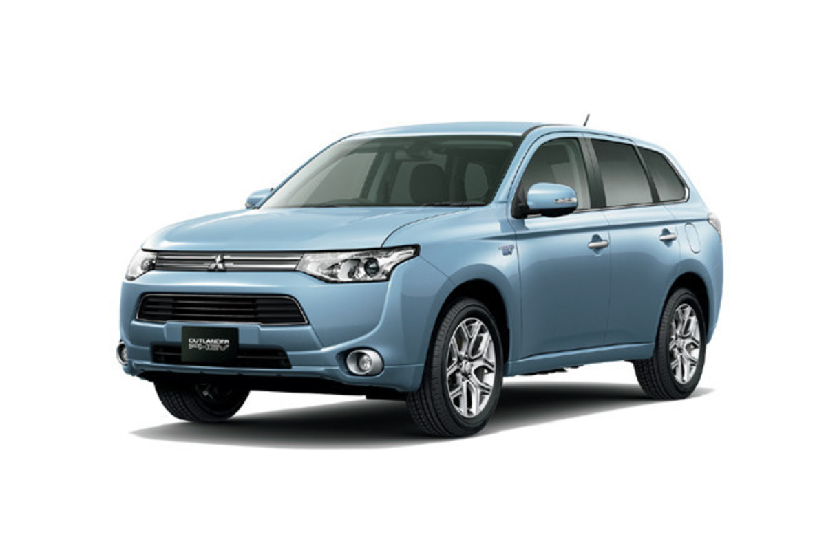 三菱が「アウトランダーPHEV」を発表 【ニュース】 - webCG