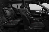 「EX40ウルトラ シングルモーターブラックエディション」のインテリア。