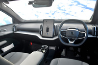 ボルボEX30クロスカントリー ウルトラ ツインモーター パフォーマンス(4WD)の画像