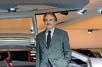 上:コンセプトカー「タリスマン」
下:ルノーデザイン担当副社長パトリック・ルケマン氏