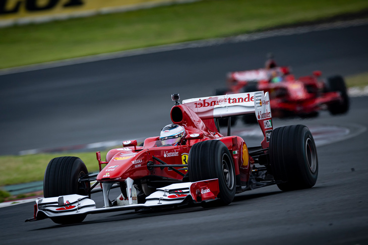 ピットツアーにて、フェラーリの関係者が「顧客に提供できる最高のカスタマーエクスペリエンス」と説明していた「F1クリエンティ」。オーナーはフェラーリのサポート体制のもと、自身の所有するF1マシンでサーキットを走ることができる。(写真:フェラーリ・ジャパン)