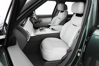 レンジローバーに日本専用の限定モデル「SVビスポーク バルモラルエディション」が登場の画像