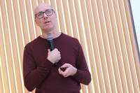 ブロバーグ氏の語る10のアドバイスは、いずれも基本的なものだが……常日ごろから守れているかというと、少し自分も不安になる。年齢を問わず、ぜひ読者諸氏も心にとめておいてほしい。