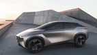 日産が新型電気自動車を北京で世界初公開