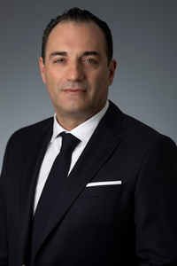 2025年6月23日付で新CEOに就任したアントニオ・フィローザ氏。FCA時代より南米・北米での事業に従事してきた人物である。