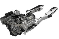 最新型の水平対向6気筒エンジンは、エンジン長を従来モデル比で29mm短縮し、エンジン単体で約6.2kgの軽量化を実現するなど、「軽量コンパクト化」されているのが特徴。燃費(60km/h定地燃費値)も7.0km/リッター向上し27.0km/リッターとなっている。