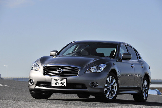 【スペック】全長×全幅×全高=4945×1845×1500mm/ホイールベース=2900mm/車重=1860kg/駆動方式=FR/3.5リッターV6DOHC24バルブ(306ps/6800rpm、35.7kgm/5000rpm)、交流同期電動機(68ps、27.5kgm)/価格=577万5000円(テスト車=641万5500円/BOSEサラウンドサウンドシステム=18万9000円/プレミアムインテリアパッケージ=45万1500円)