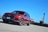 アウディQ7 55 TFSIクワトロSライン